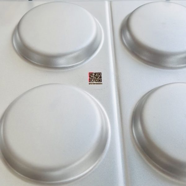 industrial baking trays 1