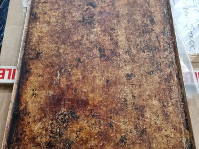 industrial baking tray cleaning