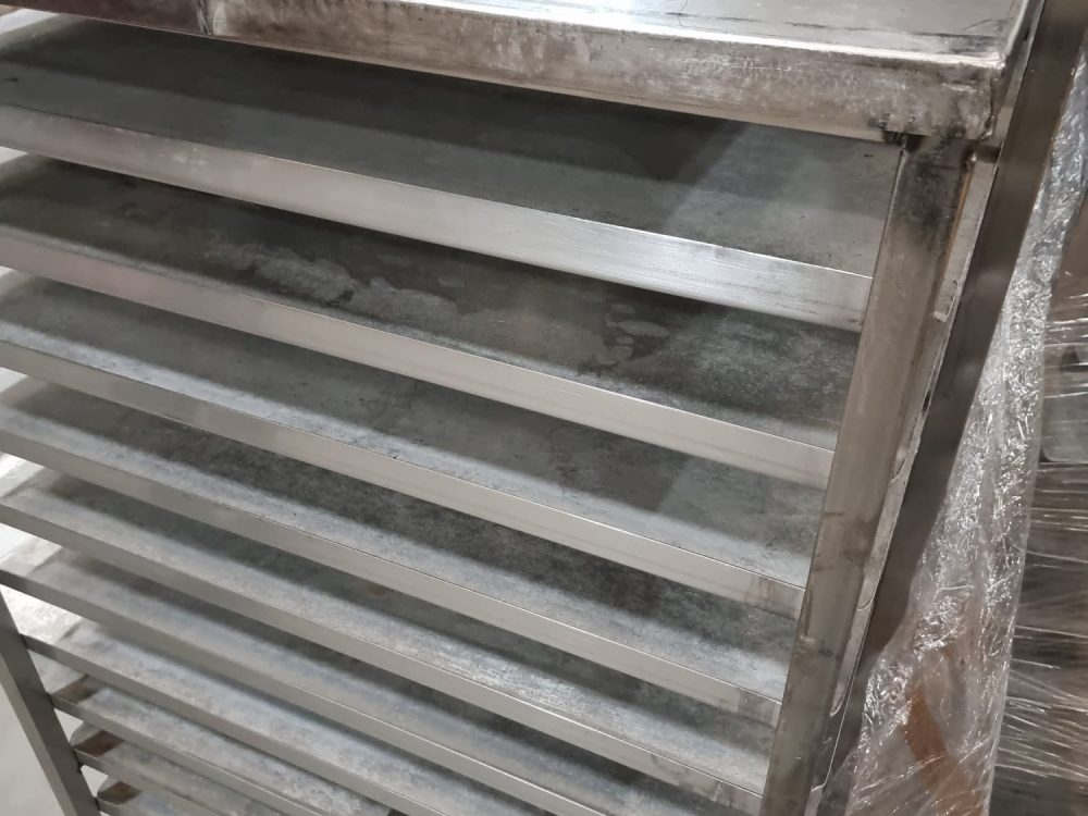bakeware equipment cleaning services