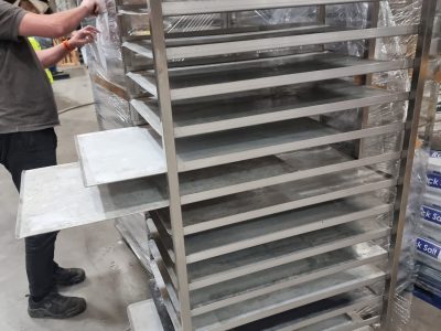 bakeware equipment cleaning service